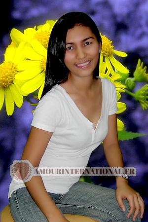 102033 - Cleofe Âge: 40 - Philippines