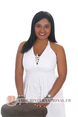 112118 - Sandra Âge: 33 - Colombie