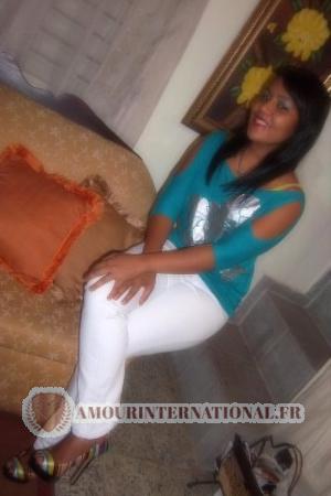 141439 - Yahaira Âge: 28 - Dominican Republic