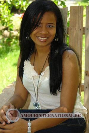 149887 - Yanira Âge: 37 - Dominican Republic
