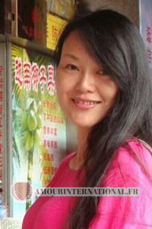 150737 - Lucy Âge: 52 - Chine