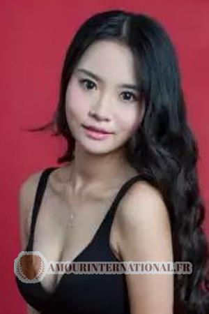 Ladies of Chine