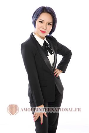 Chine women