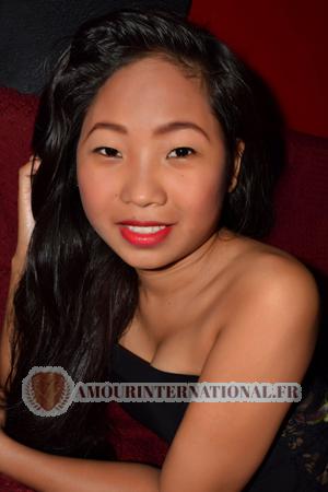 171117 - Meliza Rose Âge: 19 - Philippines