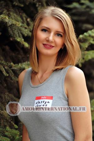 176217 - Anastasiya Âge: 27 - Ukraine