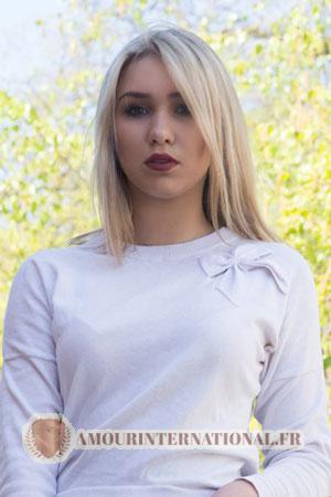 177568 - Anastasia Âge: 24 - Ukraine
