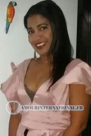 180635 - Yadira Âge: 44 - Colombie