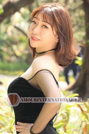 185597 - Ling (Linda) Âge: 49 - Chine