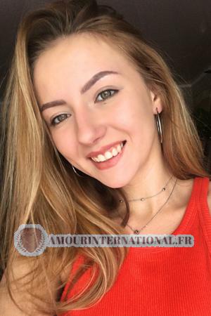 186358 - Alina Âge: 22 - Ukraine