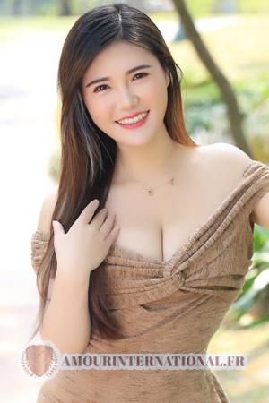Chine women