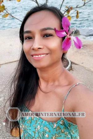 188064 - Pitchaya Âge: 41 - Thaïlande