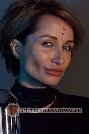 194450 - Veronika Âge: 37 - Russie