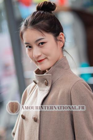 194569 - Yue Âge: 24 - Chine