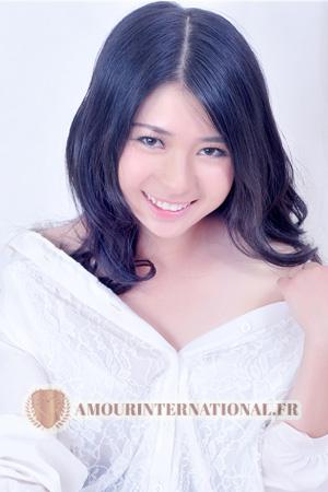 195682 - Yanling Âge: 32 - Chine