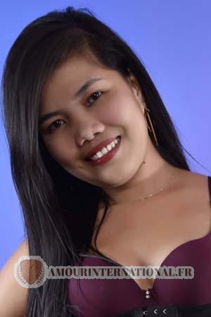 197143 - Charlotte Âge: 26 - Philippines