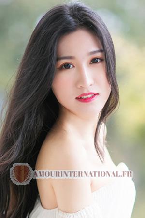 Ladies of Chine
