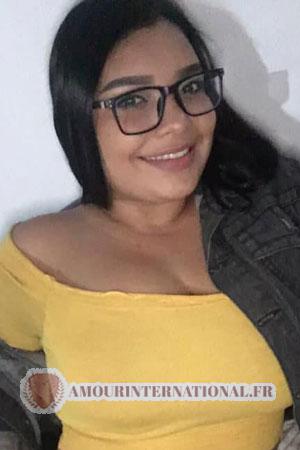 199850 - Michelle Âge: 22 - Costa Rica