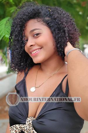 203668 - Ximena Âge: 21 - Colombie