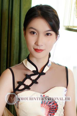 Ladies of Chine