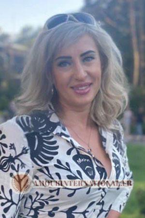 204334 - Lesya Âge: 45 - Ukraine