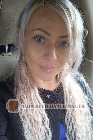 204710 - Olga Âge: 40 - Russie