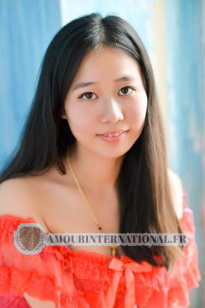 210177 - Eva Âge: 26 - Chine