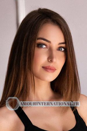 210345 - Anastasiia Âge: 30 - Ukraine