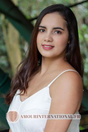 219480 - Daniela Âge: 28 - Colombie