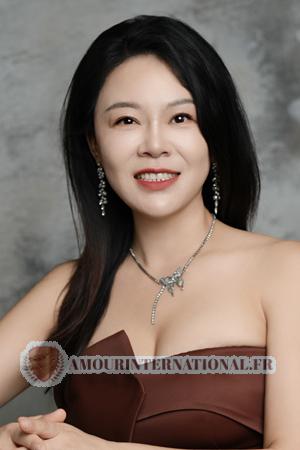 Ladies of Chine