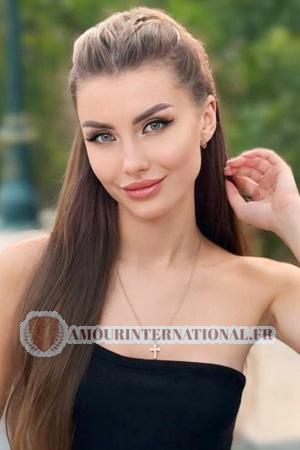 221062 - Veronika Âge: 23 - Ukraine