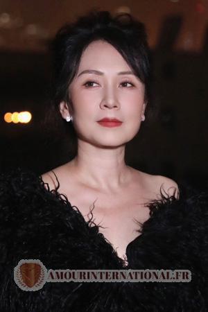 Ladies of Chine