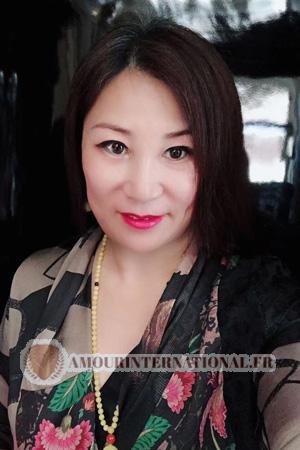 Ladies of Chine