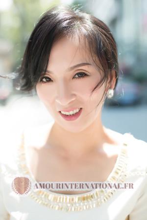 Ladies of Chine