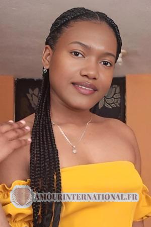 224626 - Kimberly &Acirc;ge: 20 - Ecuador