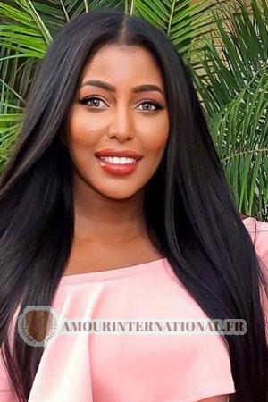 224897 - Edlaine Cristina &Acirc;ge: 30 - Brazil