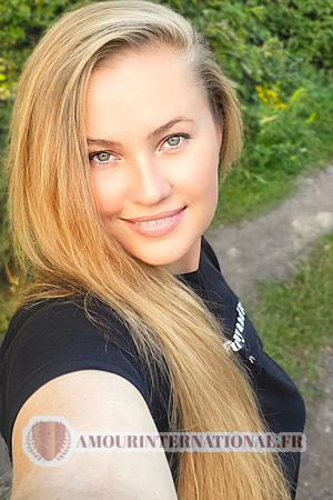 225501 - Kateryna &Acirc;ge: 37 - Ukraine