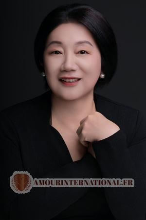 225544 - Samantha &Acirc;ge: 52 - Chine