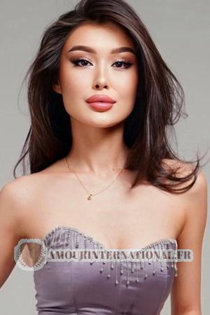 225908 - Aisulu &Acirc;ge: 21 - Kazakhstan