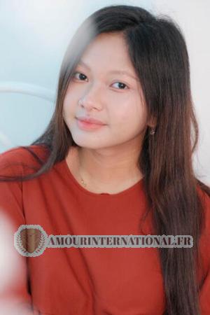 228407 - Thi Kim Hang Age: 18 - Vietnam