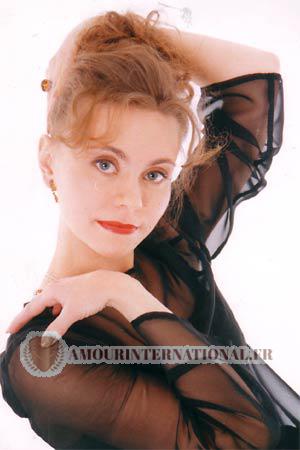60023 - Elena &Acirc;ge: 37 - Russie
