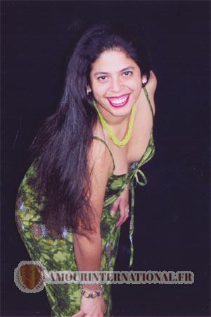 66132 - Laura &Acirc;ge: 30 - P&eacute;rou