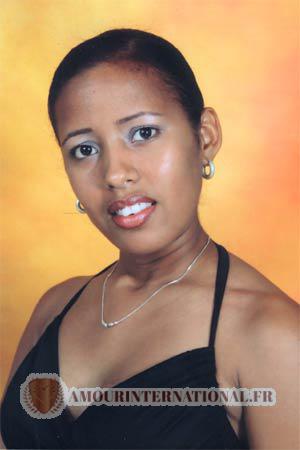 68299 - Milena &Acirc;ge: 25 - Colombie