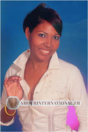 74452 - Juanita &Acirc;ge: 32 - Colombie