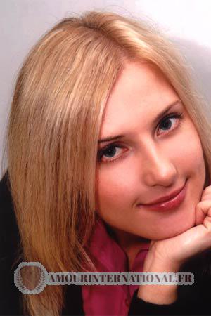 74685 - Dina &Acirc;ge: 27 - Russie