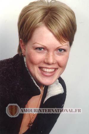 76370 - Anastasia &Acirc;ge: 22 - Russie