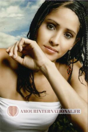 81548 - Juliana &Acirc;ge: 29 - Colombie