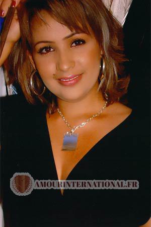 99701 - Sandra &Acirc;ge: 27 - Colombie
