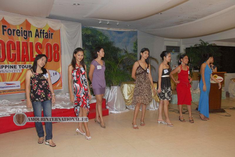 Philippines-women-5717
